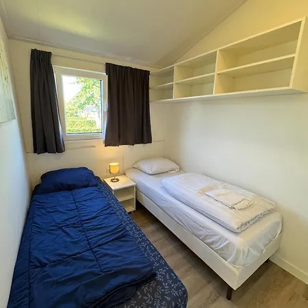 Hébergement de vacances Markermeer Waterfront Timeout Fuer 6 Personen Nr 41 *