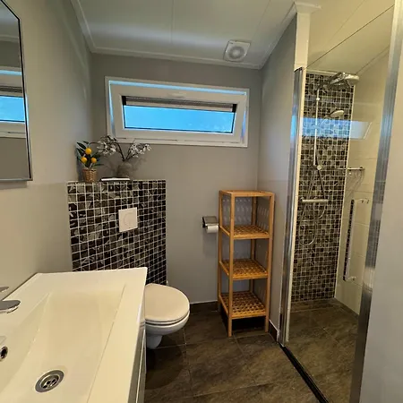 Hébergement de vacances Markermeer Waterfront Timeout Fuer 6 Personen Nr 41 *